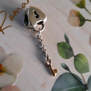 Auth Pandora w/ 14kt heart key dangle.